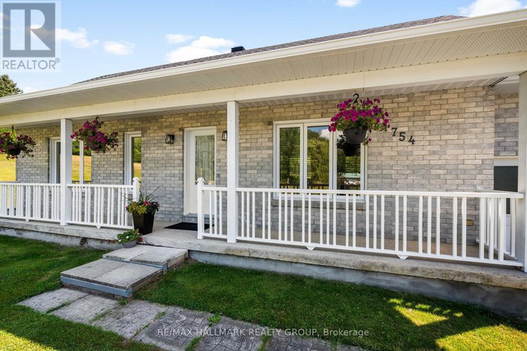 28782422/1754-labonte-street/clarencerockland-twp/clarence-rockland/ontario/K0A1N0_4