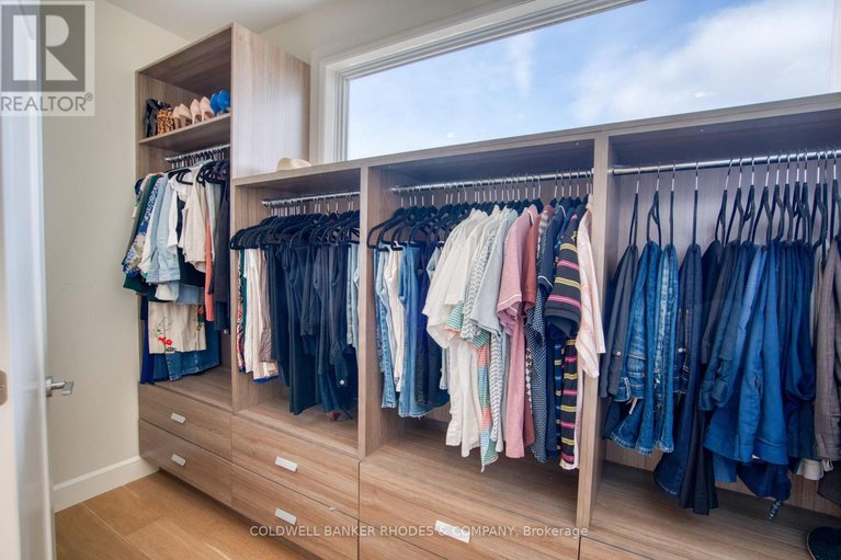 29579172/103a-stirling-avenue/hintonburg/ottawa/ontario/K1Y1P9_33