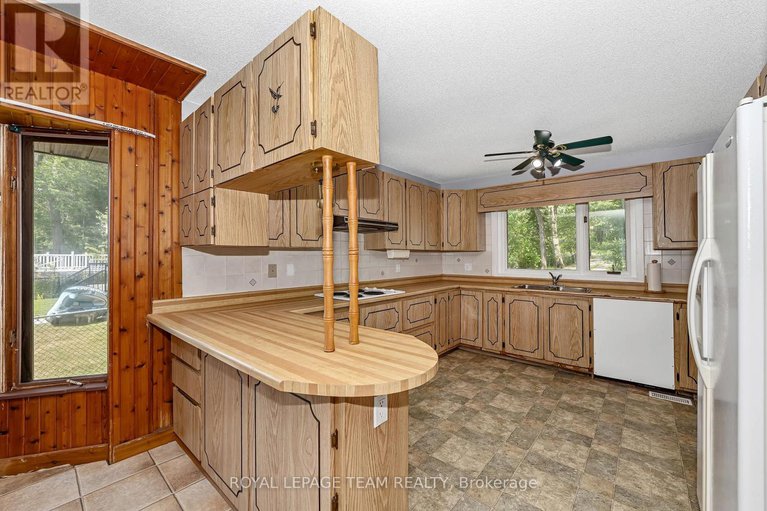 28623427/1210-bayview-drive/constance-bay/ottawa/ontario/K0A3M0_9