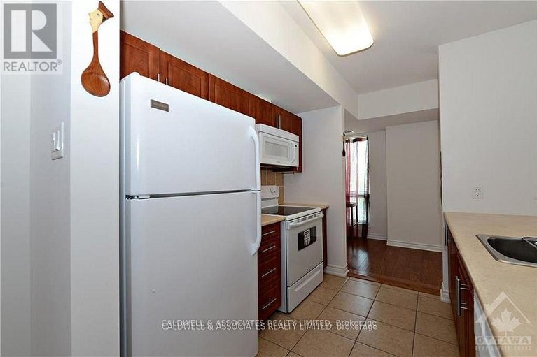 29336713/1012-234-rideau-street/sandy-hill/ottawa/ontario/K1N0A9_9