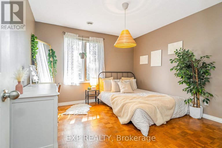 28924711/36-bethune-way/beaverbrook/ottawa/ontario/K2K1C3_23