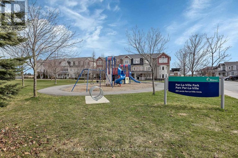 29651054/618-martinique-lane/stittsville-north/ottawa/ontario/K2S0L9_36