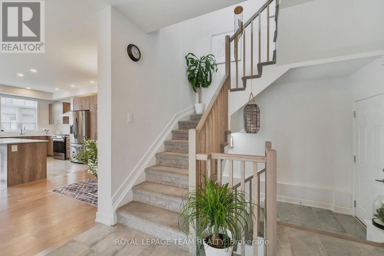 28886310/91-heirloom-street/riverside-southgloucester-glen/ottawa/ontario/K4M0L2_24