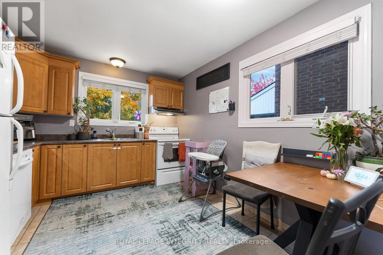 29064817/45-wessex-road/on-the-green/ottawa/ontario/K2J1X2_11