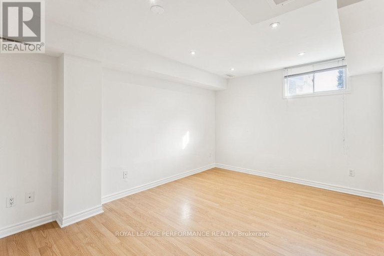 29029573/6-gillespie-crescent/hunt-club-woods/ottawa/ontario/K1V9X8_37