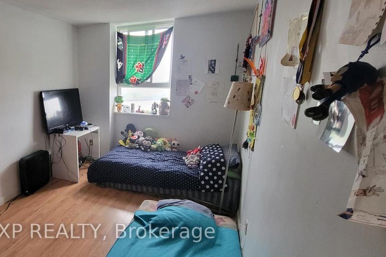 28922825/516-2000-jasmine-crescent/beacon-hill-south/ottawa/ontario/K1J8K4_11