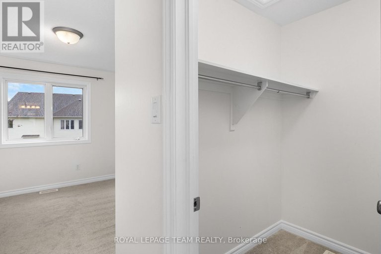 28990504/687-paul-metivier-drive/hearts-desire/ottawa/ontario/K2J2T4_29