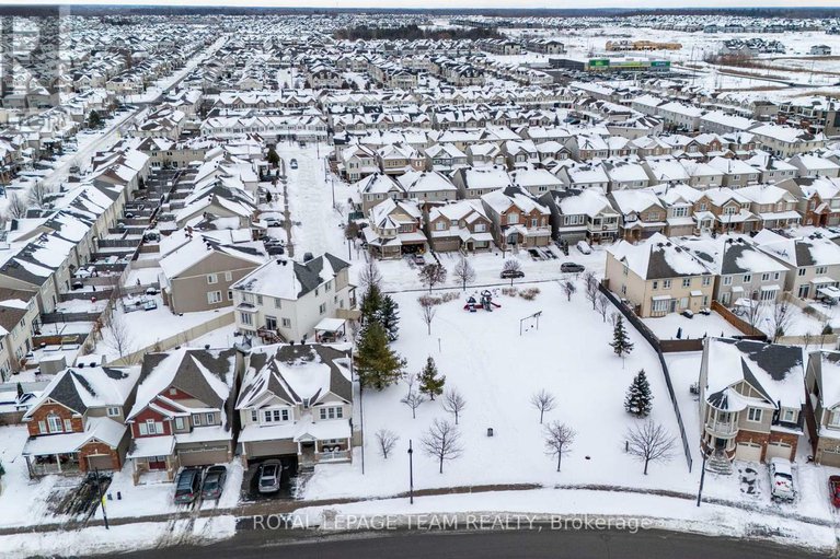 29282364/3022-freshwater-way/half-moon-bay/ottawa/ontario/K2J3V5_22