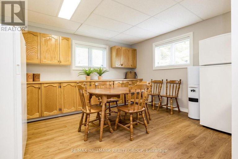 28462169/1329-south-gower-drive-s/north-grenville-twp-kemptville-east/north-grenville/ontario/K0G1J0_29