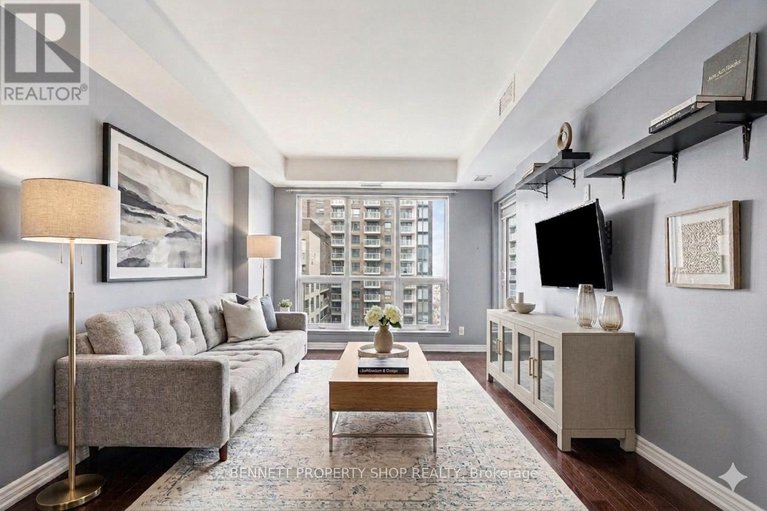 29428897/2005-242-rideau-street/sandy-hill/ottawa/ontario/K1N0B7_3