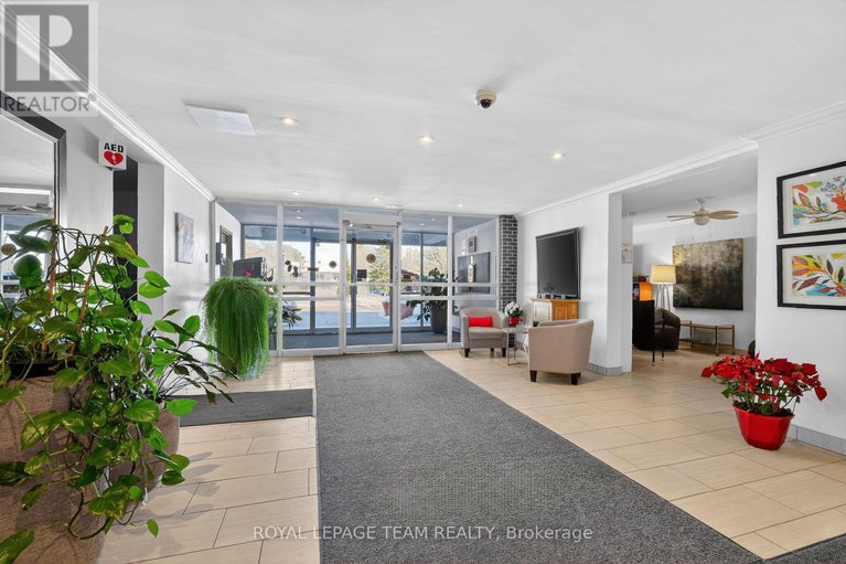 29403239/403-2400-virginia-dr-drive/urbandale-acres/ottawa/ontario/K1H8L3_36