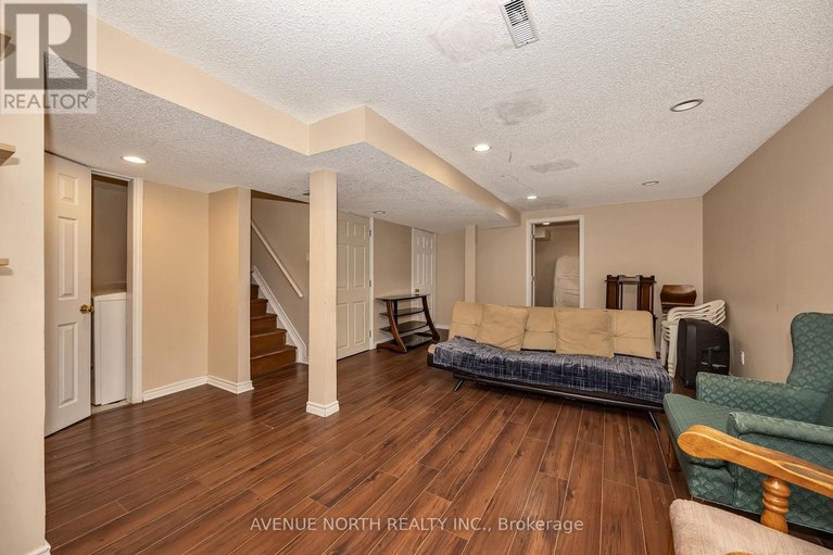 29654519/365-lefebvre-way/bilberry-creekqueenswood-heights/ottawa/ontario/K1E2W5_35