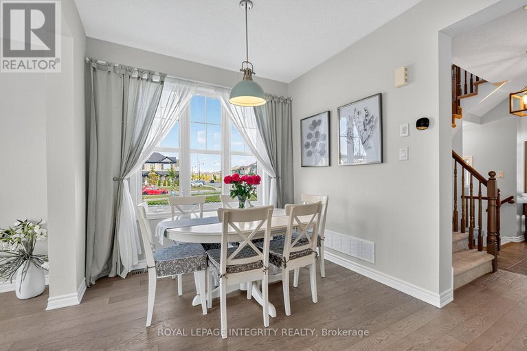 28920015/1112-apolune-street/half-moon-bay/ottawa/ontario/K2J6N8_12