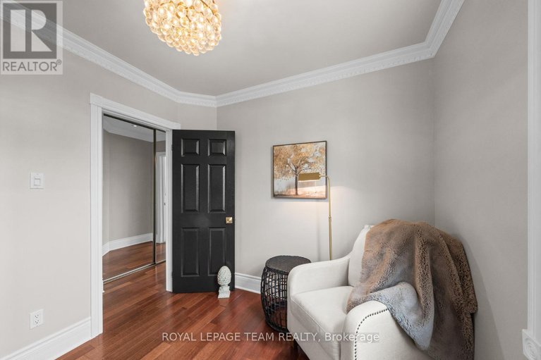 29603335/529-mcleod-street/ottawa-centre/ottawa/ontario/K1R5P9_31