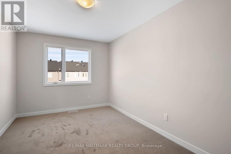 29360425/1922-hawker-private/huntley-ward-south-east/ottawa/ontario/K0A1L0_17