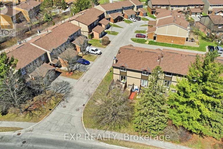 29663235/8-322-robillard-private/hunt-club-parkgreenboro/ottawa/ontario/K1T2V8_44