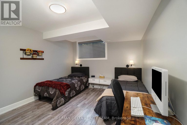 29345716/240-mullin-private/mer-bleuebradley-estatesanderson-park/ottawa/ontario/K1W0K6_14