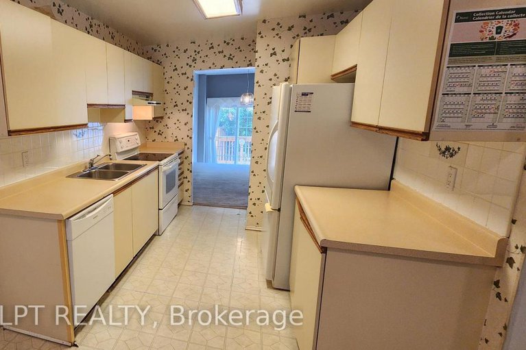 28763963/148-pickwick-drive/cedargrovefraserdale/ottawa/ontario/K2J3C8_8