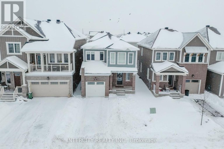 29302038/124-hackamore-crescent/goulbourn-twp-from-franktown-rdsouth-to-rideau/ottawa/ontario/K0A2Z0_1