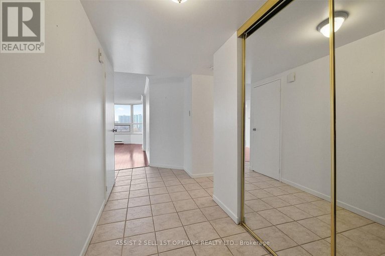 29548109/807-1500-riverside-drive/riverview-park/ottawa/ontario/K1G4J4_5