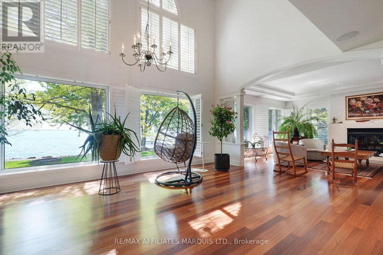 29435969/20562-old-montreal-road/lancaster/south-glengarry/ontario/K0C2C0_20