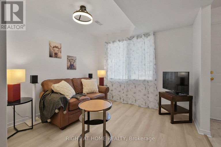 28668515/85-thornbury-crescent/centrepointe/ottawa/ontario/K2G6C4_20