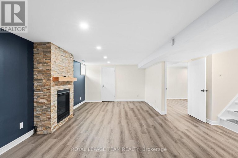 28520318/1523-drummond-con-6b-road/drummond-n-elmsley-drummond-twp/drummondnorth-elmsley/ontario/K7H3C8_34