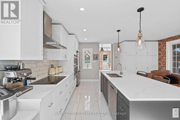 28914015/6101-first-line-road/manotick-south-to-roger-stevens/ottawa/ontario/K0A2E0_10