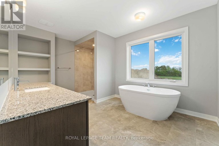 28156598/667-fenwick-way-e/stonebridge/ottawa/ontario/K2C3H2_14