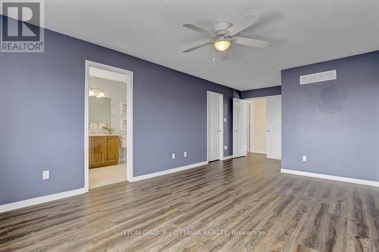 29525855/124-cedardown-private/stonebridge/ottawa/ontario/K2J0W2_29