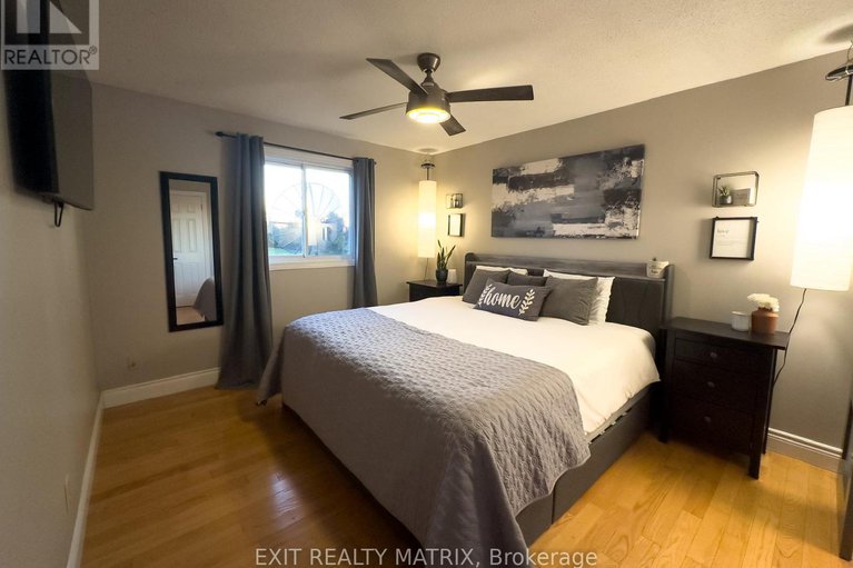 29119541/12187-county-road-3-road/winchester/north-dundas/ontario/K0C2K0_17