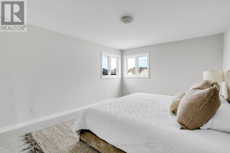 28712793/87-esban-drive/blossom-parkkemp-parkfindlay-creek/ottawa/ontario/K1X0H3_26