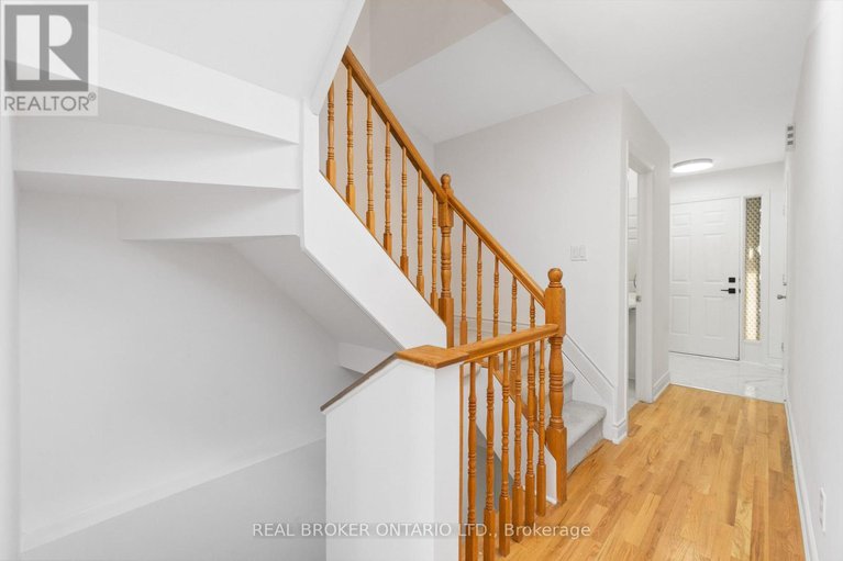28793842/3-a-southpark-drive/blackburn-hamlet/ottawa/ontario/K1B3B8_8