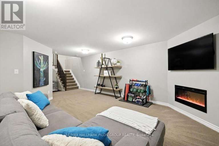 28623562/943-geographe-terrace/camelot/ottawa/ontario/K4A1J7_20