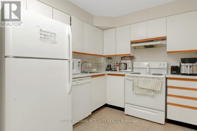 28364713/212-1025-grenon-avenue/fairfield-heights/ottawa/ontario/K2B8S5_14