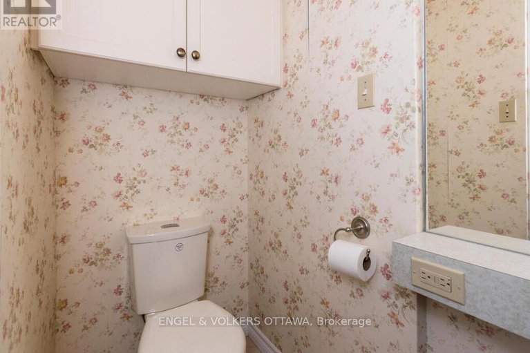 29358841/878-dunlevie-avenue/mckellar-heightsglabar-park/ottawa/ontario/K2A2Z4_23