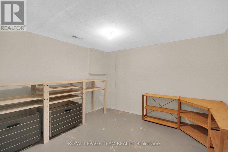 29060164/26-jackson-court/beaverbrook/ottawa/ontario/K2K1B7_33