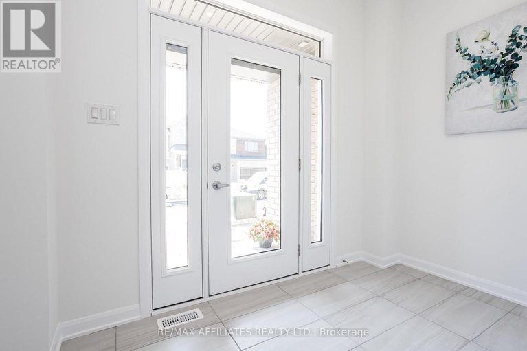 28880328/850-cappamore-drive/half-moon-bay/ottawa/ontario/K2C3H2_3