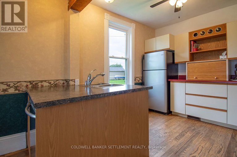 28566793/1221-drummond-con-1-concession/drummondnorth-elmsley-north-elmsley-twp/drummondnorth-elmsley/ontario/K7H3C3_13