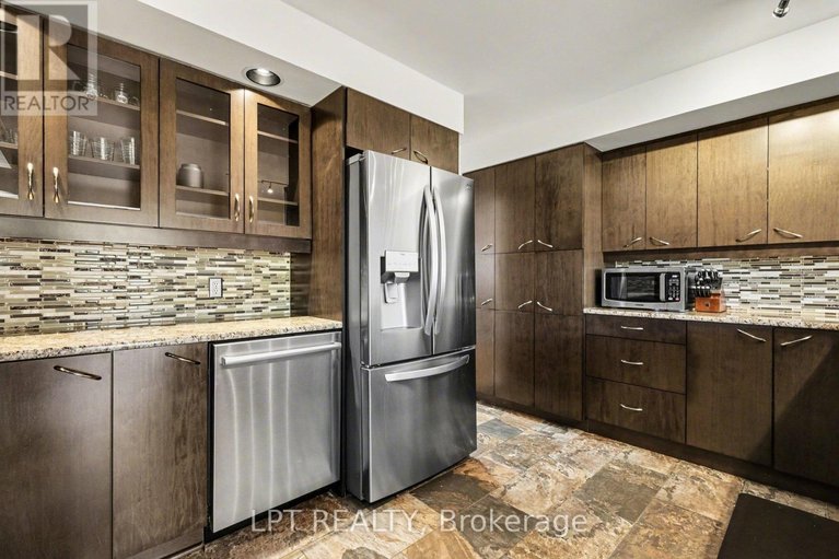 29665088/8297-nashdale-drive/osgoode-twp-north-of-reg-rd-6/ottawa/ontario/K0A2P0_12