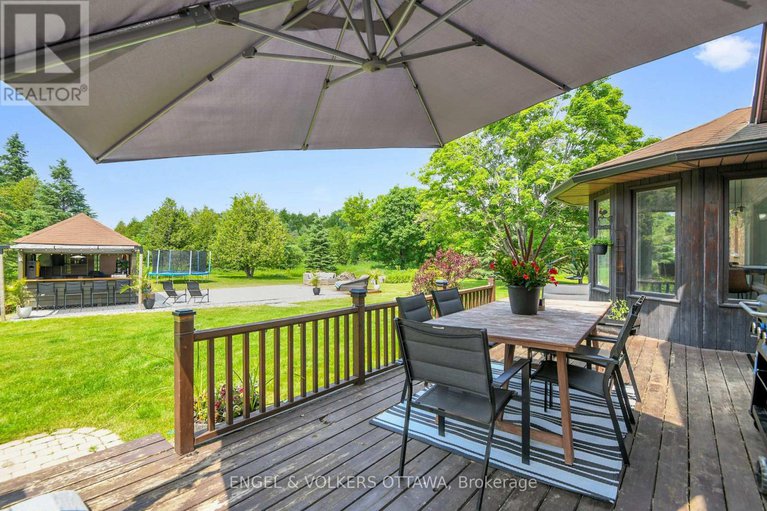 29126982/102-delaney-drive/huntley-ward-south-west/ottawa/ontario/K0A1L0_33