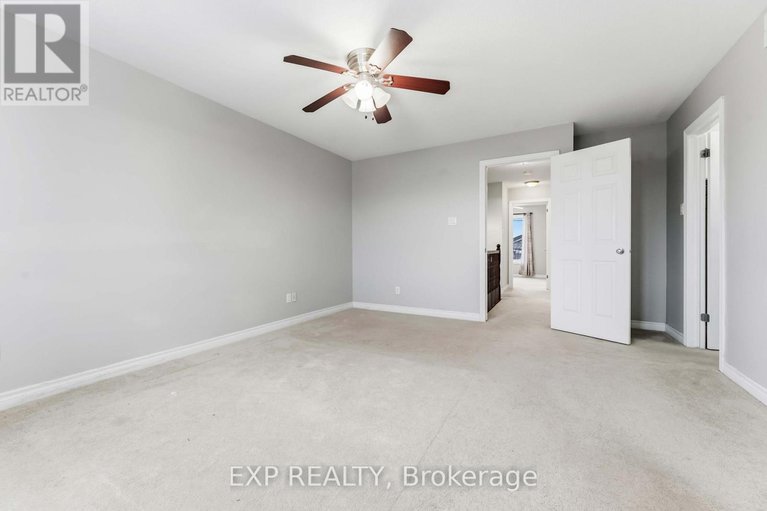 29238226/214-montmorency-way/avalon-east/ottawa/ontario/K4A0J9_28