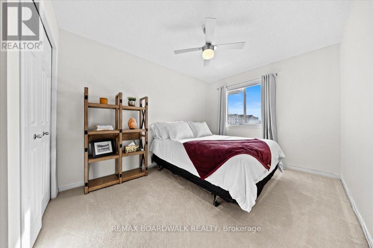 29448324/783-cobble-hill-drive/cedargrovefraserdale/ottawa/ontario/K2J0C3_57