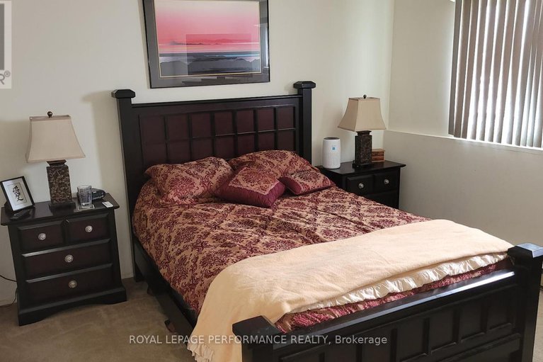 28669177/109-212-viewmount-drive/borden-farmstewart-farmcarleton-heightsparkwood-hills/ottawa/ontario/K2E7X2_3