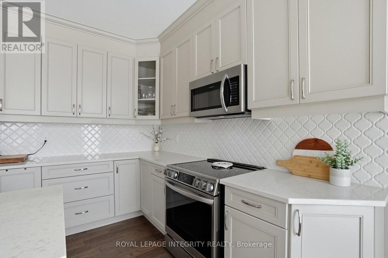 29442370/1012-cottontail-walk/avalon-west/ottawa/ontario/K4A5H7_24