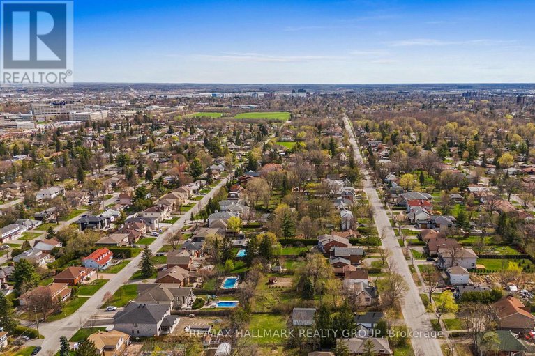 29030664/279285-pleasant-park-road/alta-vistafaircrest-heights/ottawa/ontario/K1H5M7_15