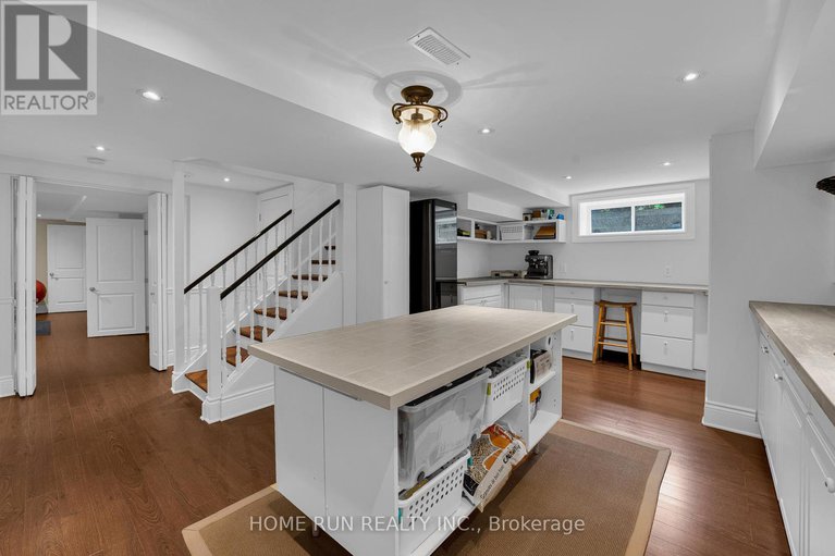 28436384/275-buchan-road/rockcliffe/ottawa/ontario/K1M0W4_46