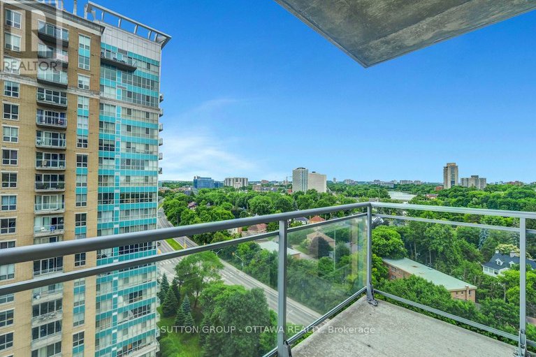 28791612/1303-70-landry-street/vanier/ottawa/ontario/K1L0A8_17