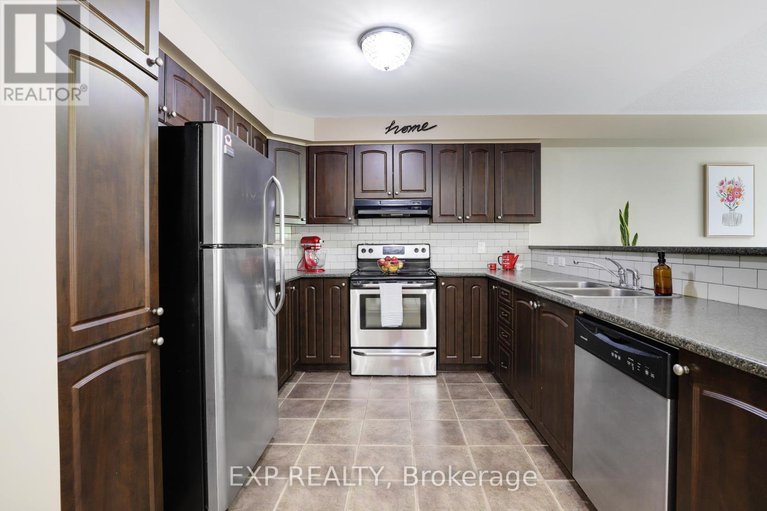 28543378/116-quito-private/merivale-industrial-parkcitiplace/ottawa/ontario/K2E0A9_8
