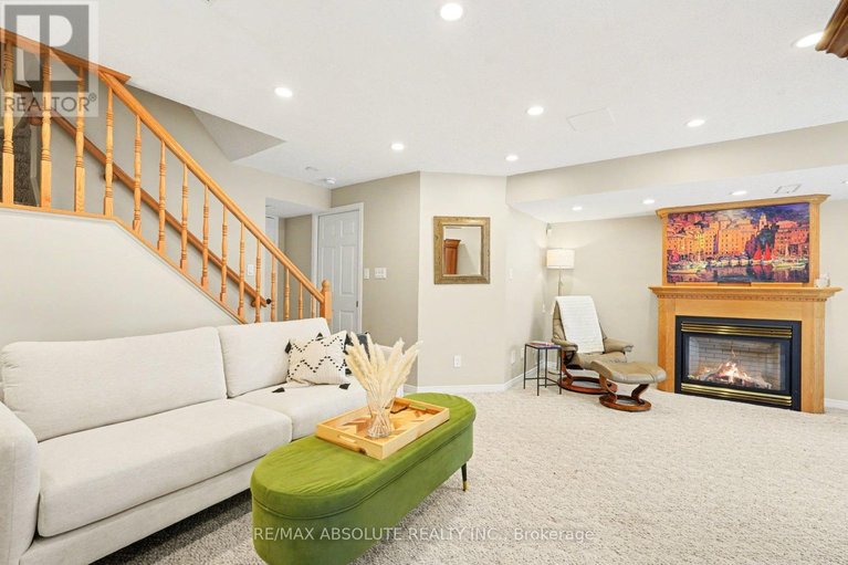 29527722/23-riverbank-court/stittsville-central/ottawa/ontario/K2S1V7_27